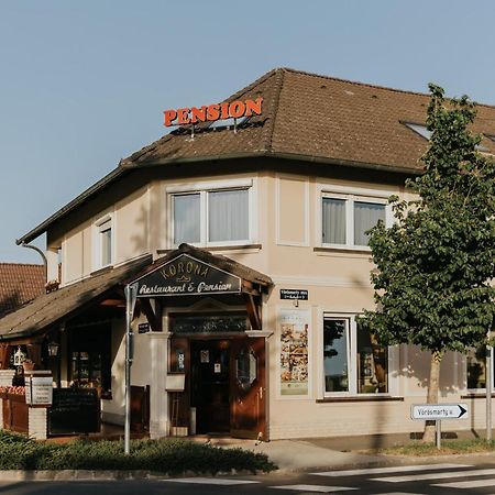 Korona Pension And Restaurant Heviz Exterior photo